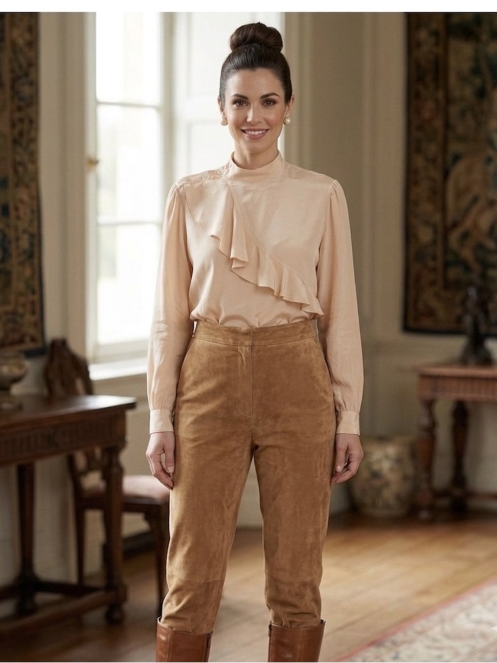 Vintage 100% Silk
Elegant Cream  Ruffle Blouse